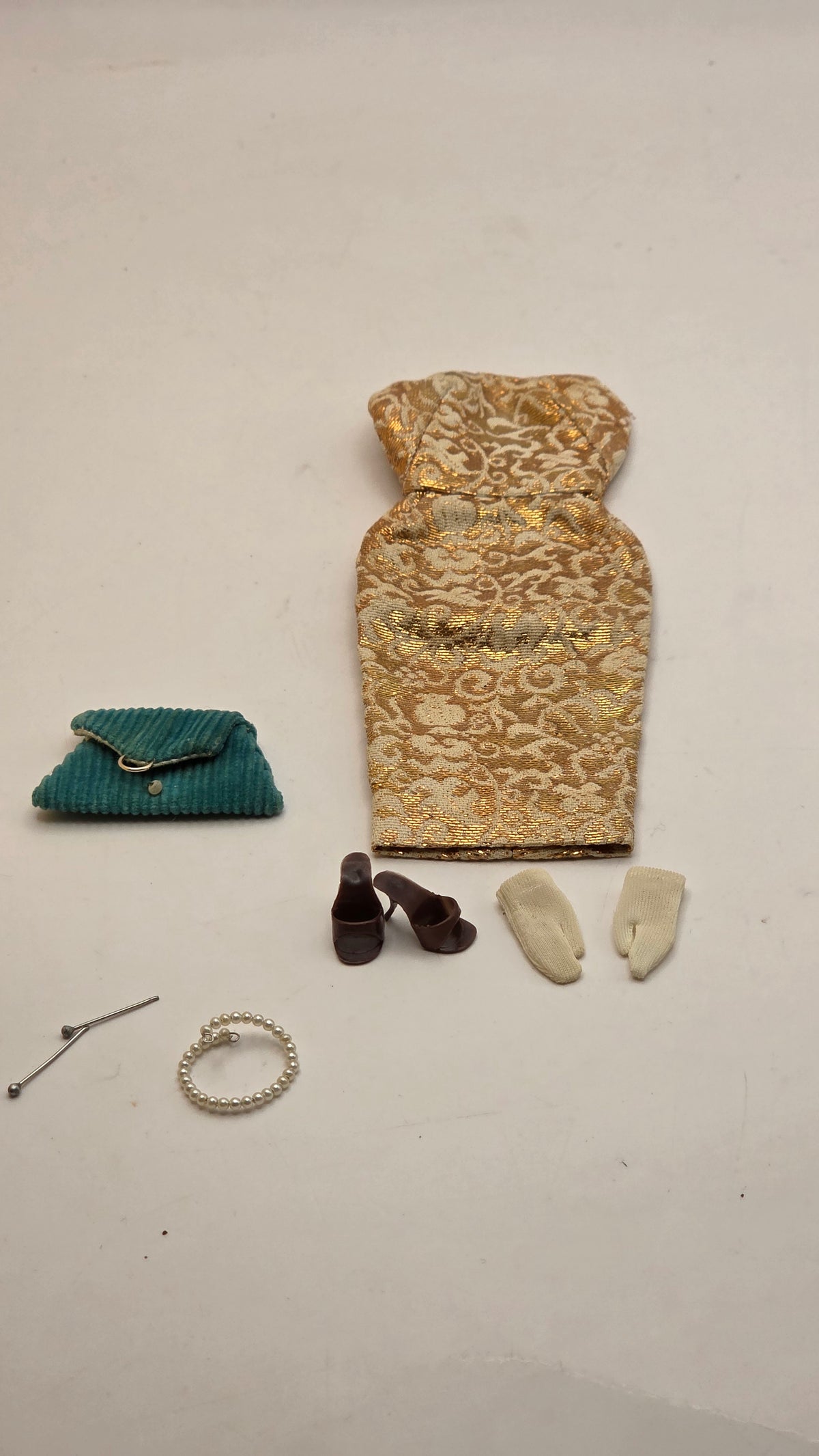 Barbie Golden Girl Outfit